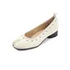 Piel de Vaca de Primera Capa~Zapatos Slip-On de Tacón Grueso con Tachuelas y Dedos Divididos, Modernos y Versátiles, Zapatos Sencillos para Mujer para Otoño 2026