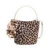Bolso de Mano Estilo Coreano de Nicho con Estampado de Leopardo, Bolso Cubo para Mujer, Nuevo Modelo Primavera 2026, Bolso de Hombro Cruzado Elegante de Alta Calidad