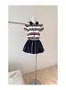 Nueva Camiseta Polo de Punto Rayada Estilo Miu 2025 de Manga Corta para Mujer con Hombro Normal, Cuello Camisero, Top Corto con Sentido del Diseño