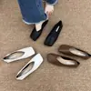 Nuevos zapatos planos para mujer 2026 con suelas suaves, estilo retro francés, slip-on, punta cuadrada, zapatos de otoño para el trabajo para gente perezosa