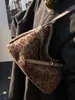 Bolso Estampado de Leopardo para Mujer Gran Capacidad Invierno 2025 Nuevo Bolso de Hombro Casual de Aspecto Elegante Bolso Tote Sencillo para el Trabajo