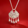 Bolso Nuevo Estilo Chino Antiguo Relieve Flor de Loto Borla Cerradura Hueca Tendencia Nacional Collar Cadena Versátil Artística Clavícula Regalo para Novia