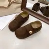 Sapatos slip-on estilo retrô, totalmente fechados, com aumento de altura de 4 cm, novos, com fechos de velcro, fivela dourada, design inspirado em Birkenstock, coleção outono 2026, feitos de camurça