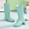 Botas de chuva de mármore antiderrapantes e resistentes ao desgaste, botas de chuva de cano alto, sapatos aquáticos femininos, quentes, adequados para trabalho na cozinha, botas impermeáveis de cano médio, sapatos de borracha
