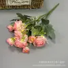 Ramo Pequeno de Rosas Chá Felizes Simuladas de 5 Pétalas Buquê Simulado Flores Decorativas para Projeto de Casa Hotel Casamento Atacado