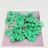 Venta al por mayor de fabricantes de crisantemos y margaritas artificiales pequeñas para decoración del hogar, horquillas hechas a mano para bricolaje, accesorios de decoración de ropa con flores
