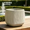 Vaso de cimento UHPC cônico, largo em cima e estreito embaixo, feito sob medida, simples e elegante, para colocação na frente de edifícios comerciais como vaso de paisagismo