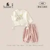 Conjunto de camiseta de manga larga y pantalones para niña, nueva colección otoño 2026, tops para bebés y niños pequeños, atuendo versátil de otoño para bebés niñas