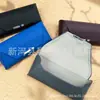 Estuche de cuero simple hecho a mano al por mayor para gafas para hombres, mujeres y estudiantes con miopía, impresión de logotipo gratis, portátil