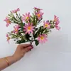 Crisantemo Artificial de 6 Ramas Flor Artificial Pequeño Ramo Fresco Flor Artificial Arreglo de Escena Estudio Fotográfico Accesorios Fotográficos Materiales Florales Transfronterizos