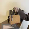 Bolsa Acolchada con Bordado para Mujer, Adecuada para el Trabajo y los Viajes Diarios, Bolso de Hombro Único para Mujer, Bolso Cruzado Nuevo de Moda Verano 2026 para Mujer