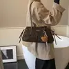 Bolsa Tote Estampada de Leopardo de Grande Capacidade para Mulheres 2025 Nova Moda Outono Bolsa de Ombro para o Dia a Dia Retro Bolsa Carteiro Bolsa de Braço