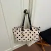 Bolso Estilo Relajado para Mujer 2026 Nueva Moda Bolso Tote de Lunares para el Trabajo y los Viajes Cotidianos Bolso de Hombro Casual con Personalidad Elegante