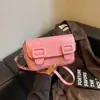 Bolsa de cintura com fivela de travessão em couro encerado estilo coreano, novo modelo 2026, bolsa de ombro único/transversal/sob o braço em cor sólida texturizada para mulheres