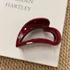 Pinza para el pelo Retro de Estilo Coreano con Letra y Cabello Rojo, con un Toque de Lujo, Pinza Grande Festiva para el Año Nuevo, Accesorio para el Cabello Sencillo y Elegante de Pinza de Tiburón