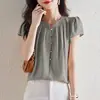 2733 personas recolectaronNueva camisa de verano de manga corta con cuello redondo y medio botón para mujer, camisa de verano con manga abullonada