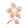 Lanhao superventas moda japonesa y coreana broche corsage de cisne de perlas completas con flor de diamantes de imitación accesorios para mujer ventas directas de fábrica