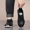 Nuevos zapatos casuales para hombre hechos de cuero de plena flor, versátiles y elegantes, con un diseño clásico tipo "Forrest Gump", ligeros y adecuados para deportes y uso diario.