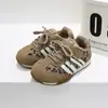2026 Sapatos para Bebês Meninas Estampa de Leopardo Dupla de Algodão Novos Estilo Coreano Infantil Leves Treinamento Alemão Infantil Sapatos Forrest Gump 6791