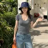Camiseta Preta Estilo Garota Picante com Decote U e Manga Curta para Mulheres, Nova Versão Coreana Verão 2026, Ombro Normal, Ajuste na Cintura, Slim Fit, Top para Usar por Baixo