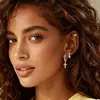 Pendientes Minimalistas en Forma de Cruz con Incrustaciones de Diamantes Estilo Europeo y Americano para Mujer, Elegantes Pinzas para Orejas de Gama Alta, Conjunto de Pendientes Versátil de Moda para Hombre