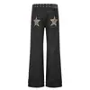 Calça jeans flare masculina com patch bordado de pentagrama e estampa de leopardo no bolso traseiro, calça boca de sino estilo heavy metal