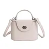 Bolso de Diseño Exclusivo con Hebilla de Cierre para Mujer, Nueva Moda Primavera 2026 Bolso Versátil Exquisito para Hombro y Cruzado