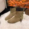 Botas de gamuza de tacón de bloque a media pantorrilla de estilo nicho vintage con hebilla de cinturón, nuevas botas de moda versátiles con flecos para otoño e invierno 2026