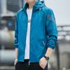 Ropa de Protección Solar de Nailon para Hombre, Estilo Delgado de Verano, Ropa de Protección Solar Deportiva al Aire Libre Bloqueadora del Sol, Capucha Transpirable, Chaqueta Desmontable
