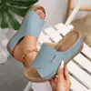 Zapatos Transfronterizos Europeos y Americanos Transfronterizos Suela Gruesa Talla Grande Tacón de Cuña Chanclas Boca de Pez Modernas Nuevo Estilo Anchas Simples Al Por Mayor Talla Grande Zapatos de Mujer