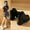 Botas Martin de peluche con suela gruesa para mujer, nuevo estilo otoño e invierno 2026, botines que aumentan la altura para personas menudas, botines versátiles de tacón grueso estilo británico