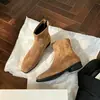 Nuevas botas retro de otoño e invierno con punta cuadrada, tacón grueso de gamuza, estilo ajustado con cremallera trasera, botas cortas que aumentan la altura para mujeres petite