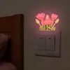 Luminoso Divertido-Yg052 Tulipán Pintado Sala de Estar Comedor Decoración de Fondo para el Hogar Embellecimiento Pegatina para Interruptor Autoadhesiva
