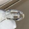 Anillo de Geometría de Lujo Creativo con Diamantes Completos Elegante Celebridad de Internet de Moda Venta Caliente Anillo Abierto Rodeado de Diamantes y Circonitas