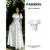 Falda Larga Blanca con Silueta de Línea A con Pliegues, Atuendo Único y Hermoso de Principios de Verano para Mujeres Petite con Top sin Hombros