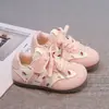 Zapatos Nuevos para Niñas de Primavera y Otoño, Suela Suave, Ligeros, Antideslizantes, Modernos, Versátiles, Zapatos de Entrenamiento Casuales para Niñas Estilo Alemán, Zapatos Deportivos para Niños