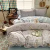 Juego Antibacteriano Genuino Clase A de Cuatro Piezas para Dormir Desnudo, Algodón Puro Suave como una Nube, Ropa de Cama Grado Materno e Infantil, Sábana, Funda de Edredón, Falda de Cama para Dormitorio Juego de Tres Piezas