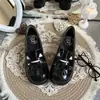 Sapatos Femininos Lolita Sapatos Especiais de Uniforme Estilo Preppy Sapatos Pequenos de Couro Soft Girl Flats Jk Salto Baixo Boca Rasa Bico Redondo Flats Fofos