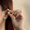 Plato de Incienso para Mosquitos Clip para la Oreja Sin Agujeros en la Oreja Sentido Avanzado Temperamento Simple Aretes de Joker Moda de Lujo Ligero Aretes Indoloros al Mayoreo