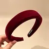 Faixa de cabelo xadrez de cetim para mulheres, faixa de cabelo antiderrapante para outono e inverno, uso diário, faixa de cabelo para lavar o rosto, acessório de cabelo de coroa alta