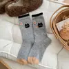Meias grossas de outono e inverno estilo Ins, quentes, com estampa fofa de gato de desenho animado estilo japonês, de comprimento médio, com blocos de cor e babados, meias Zhuji