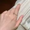 Anillo esmerilado de estilo nuevo, simple y dulce, para mujer, moderno, de alta gama, elegante, personalizado, anillo abierto ajustable para mujer