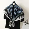 Bufanda Cuadrada Grande Geométrica Simple de Moda Estilo Europeo y Americano 90cm Bufanda de Seda Sarga Otoño e Invierno Chal Delgado Bufanda Rayada para Mujer