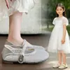 Sandalias Cerradas para Niñas 2026 Verano Nuevos Zapatos Casuales Ligeros para Niñas Mayores Sandalias de Malla Zapatos para Niñas