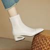 Botas Curtas Brancas de Bico Quadrado para Mulheres, Forradas com Lã para o Inverno, Novo Estilo Outono 2026, Botas Meia de Salto Bloco, Botas Slim Elásticas, Botas Estilosas