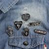 Broche Transfronterizo Wish de Venta Caliente Punk Europeo y Americano Palma Cursedwitchouija Corazón Letra