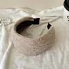 Diadema de moda estilo coreano de alta gama, color liso, ala ancha, tela plisada, material engrosado, diadema ensanchada, nuevo accesorio para el cabello