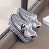 Zapatos deportivos para niños, nueva colección otoño 2026: Zapatillas de suela blanda, antideslizantes, ligeras, a la moda, versátiles, cómodas y casuales para niños mayores