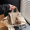 Bolsas de Luxo para Mulheres, Nova Moda Primavera e Verão, Bolsas de Ombro Transversais de Nicho, Bolsas de Mão Estilo Coreano para Mulheres, Bolsas Transfronteiriças