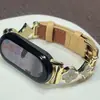 Adecuado para Xiaomi Mi Band 11, Correa de Cuero de Lujo Chapada en Oro para Xiaomi 9/8 NFC, Diseño de Flor de Cuatro Hojas, Correa de Reloj de Gama Alta